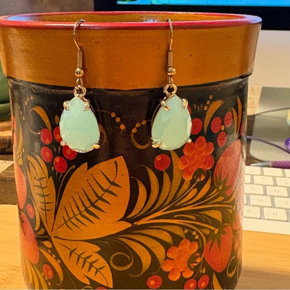 Mint Green in Gold Tone Setting Teardrop Dangle Earrings - Picture 3 of 7